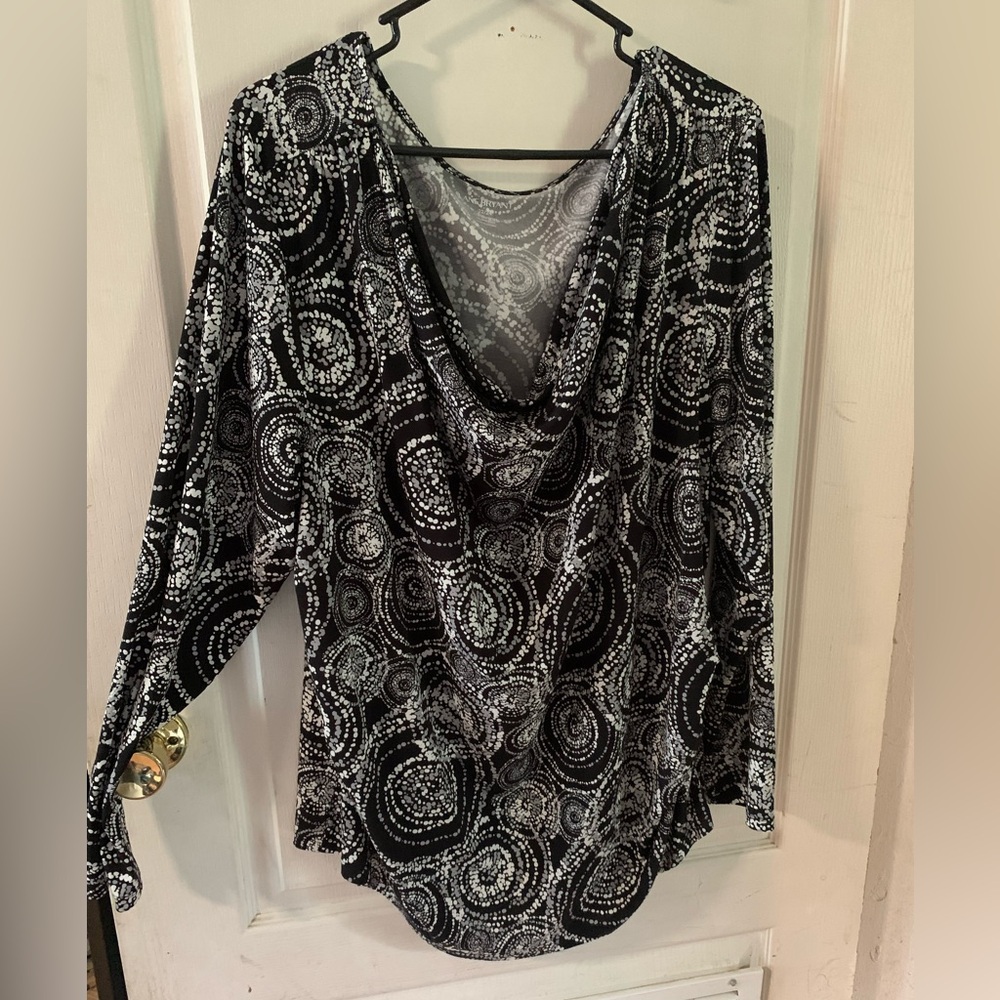 Plus size long sleeve top